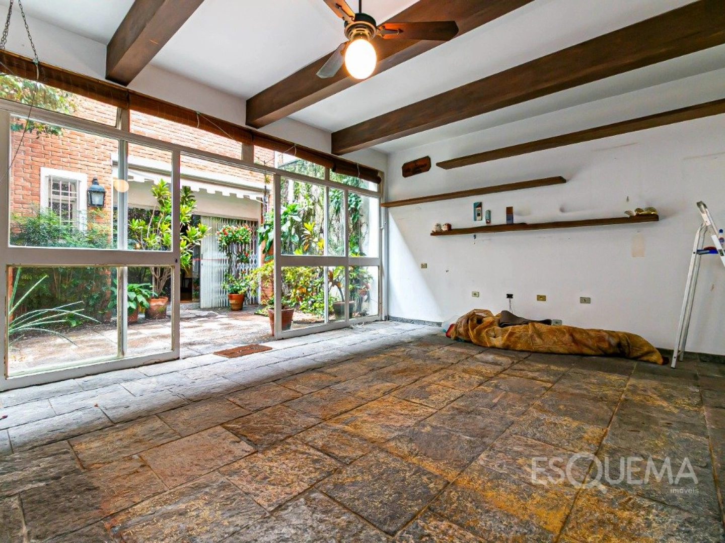 Casa à venda em localização privilegiada no Jardim Paulistano - Imagem 3