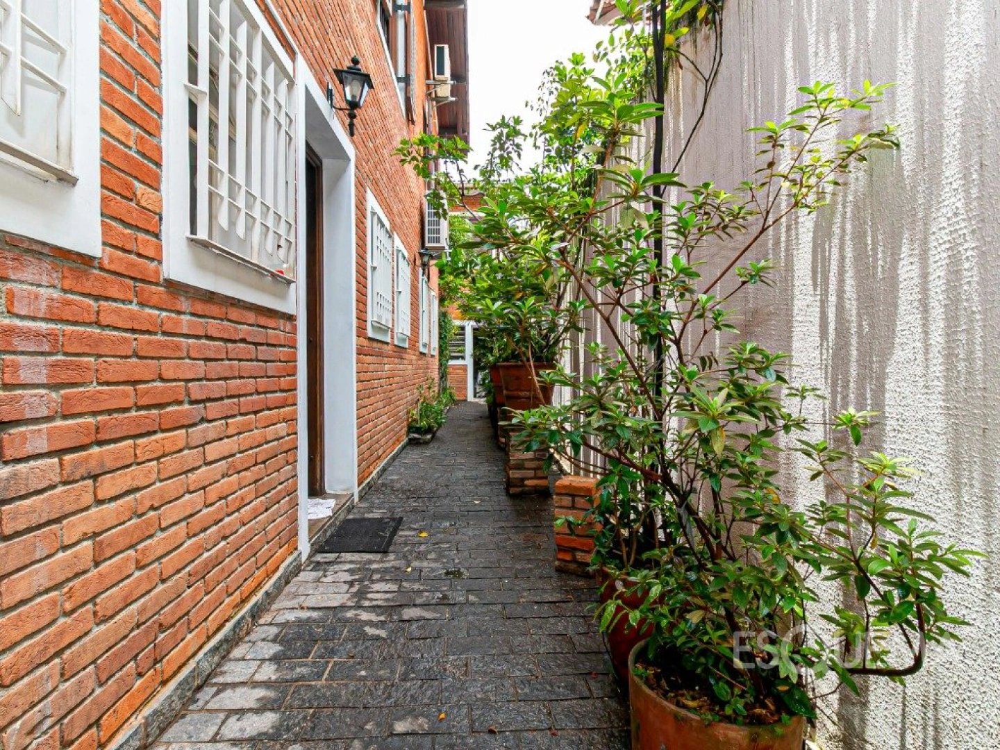 Casa à venda em localização privilegiada no Jardim Paulistano - Imagem 8