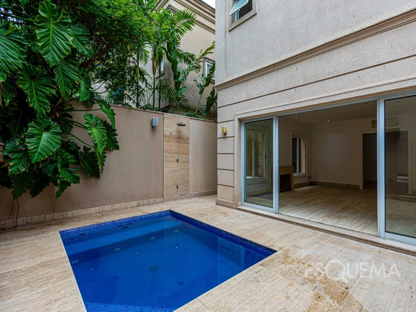 Casa sofisticada em condomínio exclusivo no Jardim Europa - Imagem 2