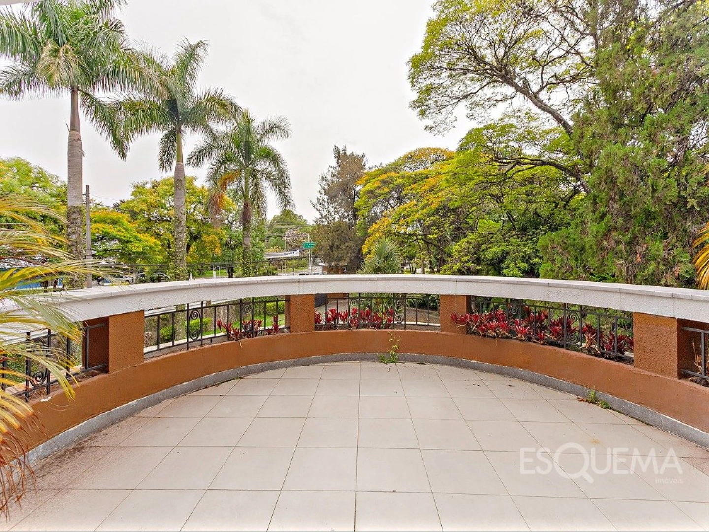 Casa comercial imponente em avenida renomada no Jardim América - Imagem 12