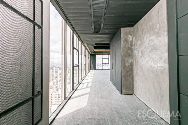 Sala comercial na Avenida Paulista com vista livre