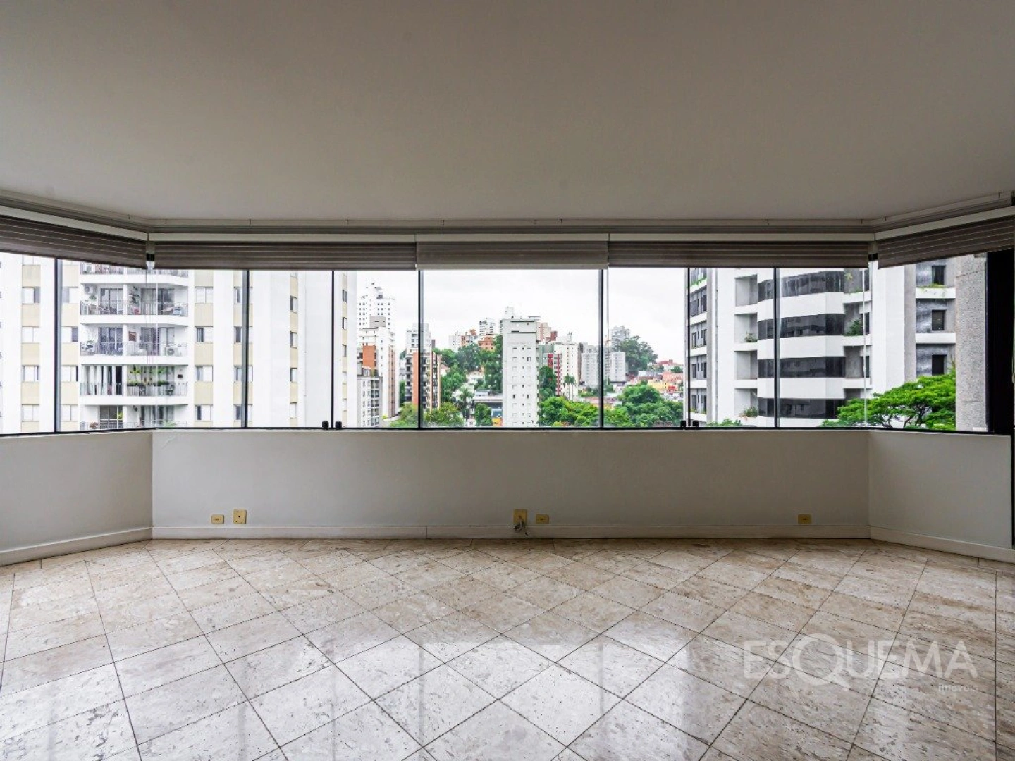 Apartamento amplo e iluminado em edifício com lazer no Real Parque - Imagem 4