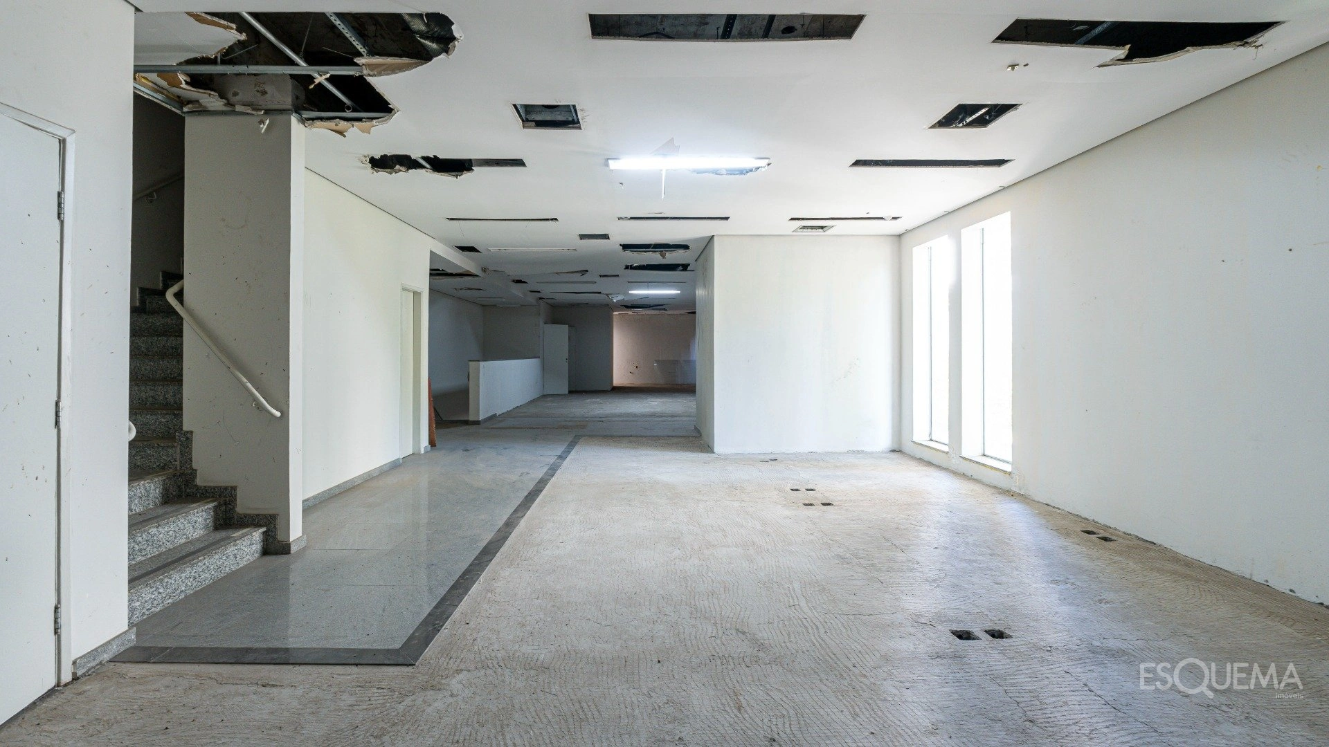 Casa comercial com subsolo na Avenida Ibirapuera - Imagem 14