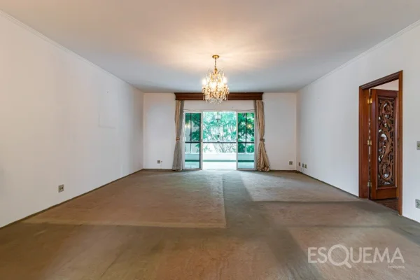 Apartamento de 4 suítes em Indianópolis