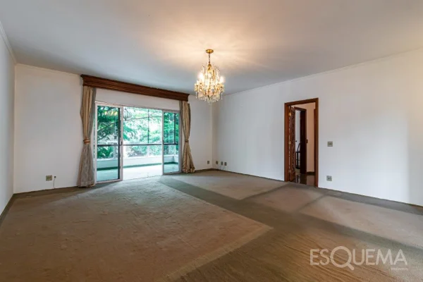 Apartamento de 4 suítes em Indianópolis