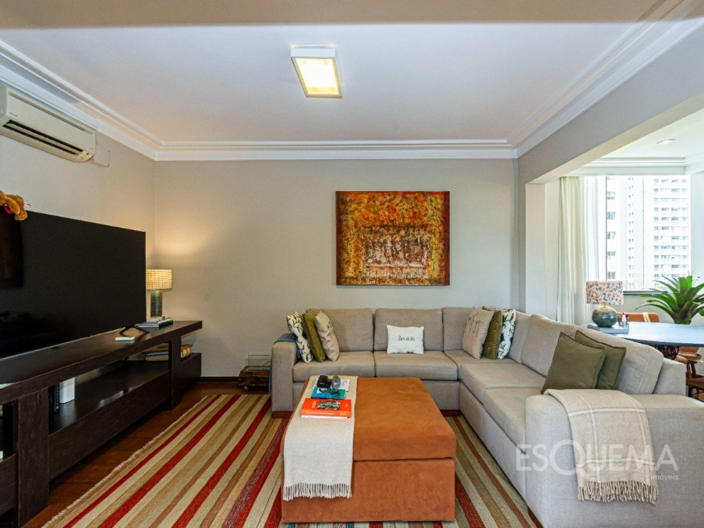 Apartamento reformado, com terraço em Moema - Imagem 4