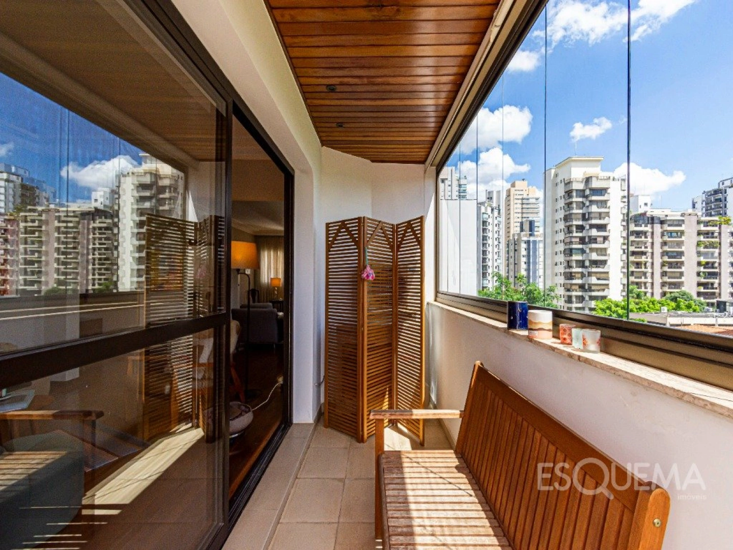 Apartamento reformado, com terraço em Moema - Imagem 7