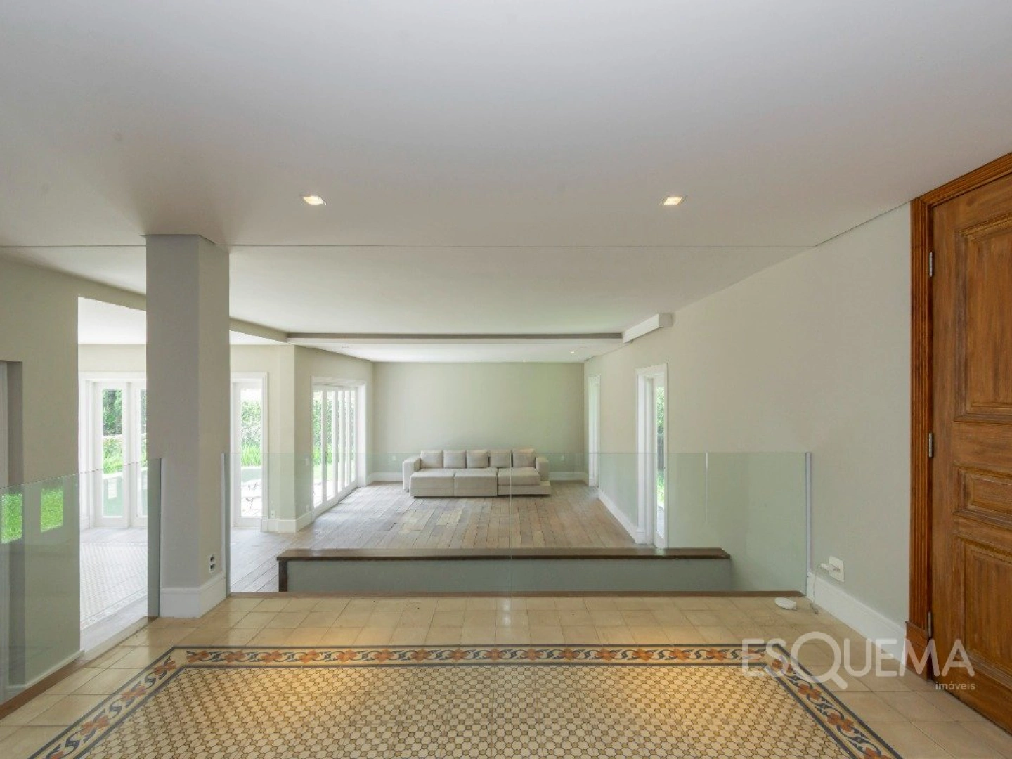 Casa neoclássica recém-reformada no Jardim Guedala - Imagem 10