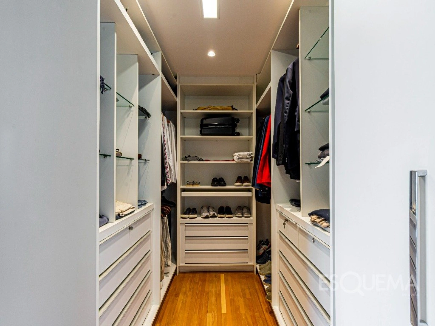 Apartamento reformado com vista livre próximo ao Colégio Santa Cruz - Imagem 14