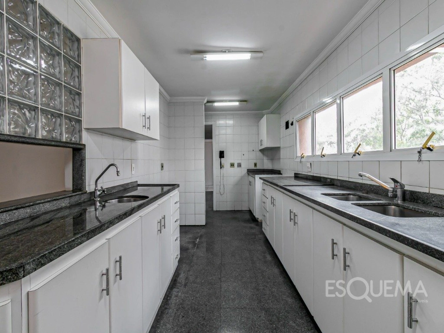 Apartamento com hall privativo próximo ao Parque Burle Marx - Imagem 5
