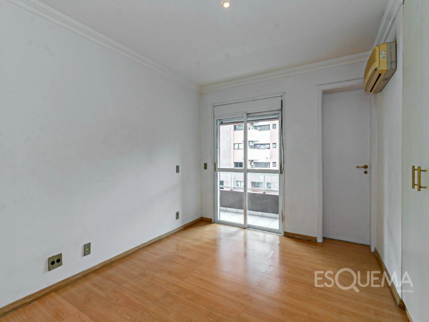 Apartamento com hall privativo próximo ao Parque Burle Marx - Imagem 9