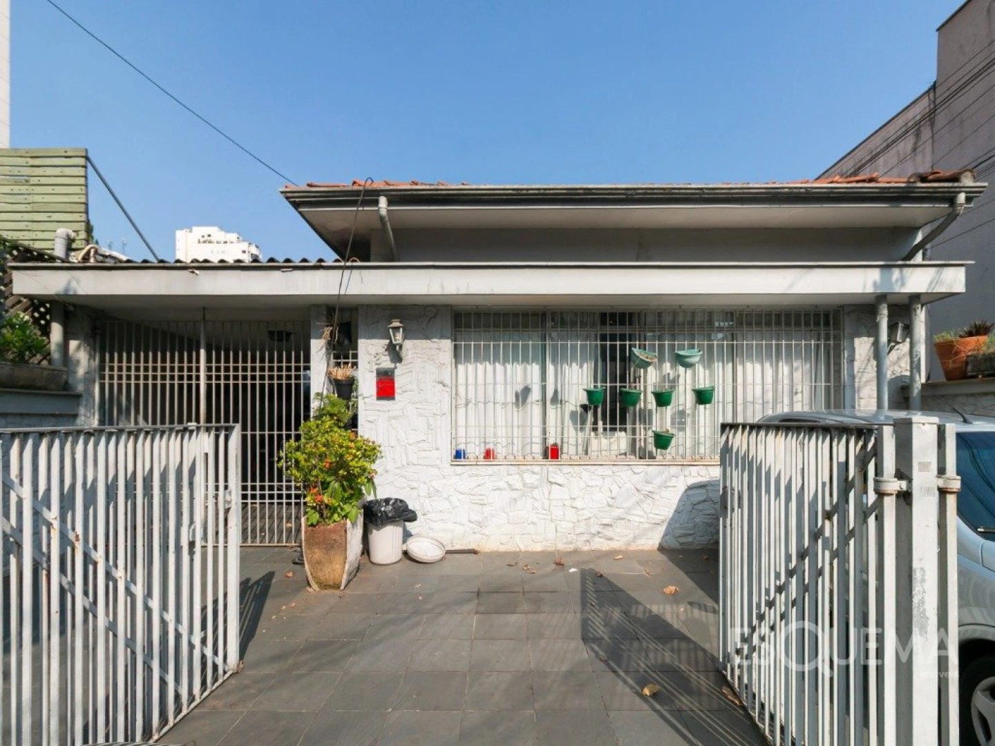 Casa em área comercial, em Moema Pássaros - Imagem 1