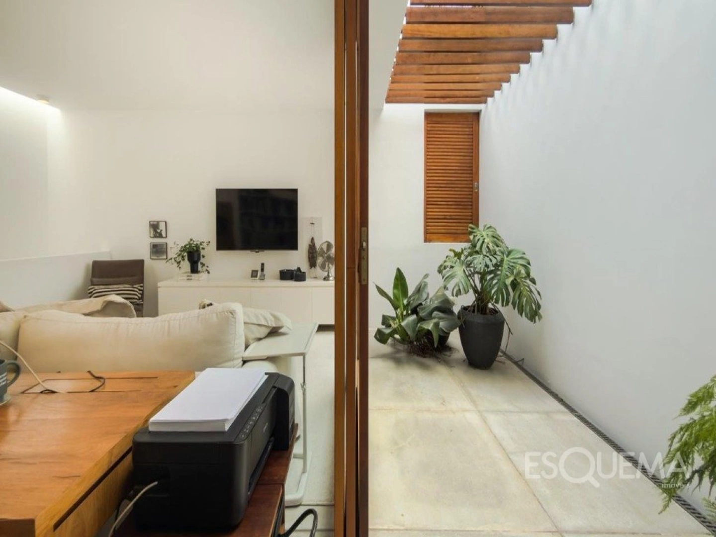 Casa com piscina e área gourmet em Alto de Pinheiros - Imagem 12