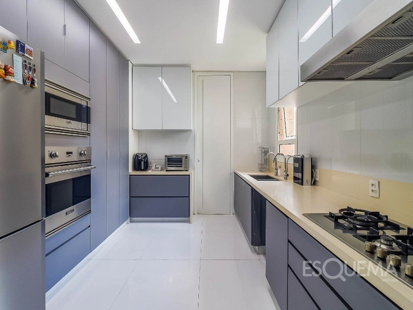 Apartamento reformado e mobiliado, com vista para o verde - Imagem 10