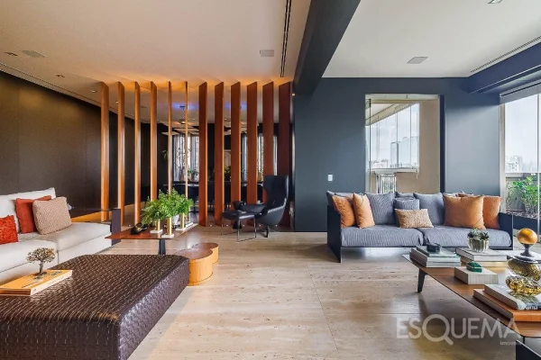 Apartamento reformado e mobiliado, com vista para o verde