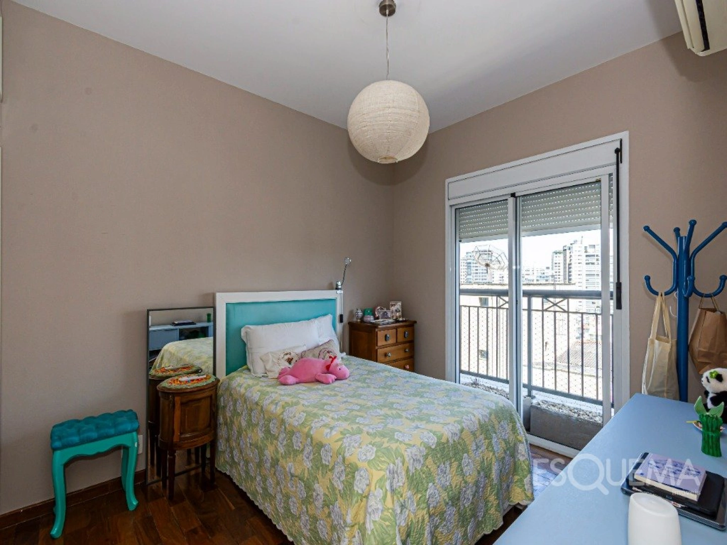 Apartamento com 304 m², 4 suítes, andar alto e varanda integrada ao living na parte nobre de Moema - Imagem 11