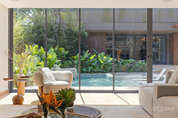 Casa nova no Jardim Luzitânia, a poucos passos do Ibirapuera