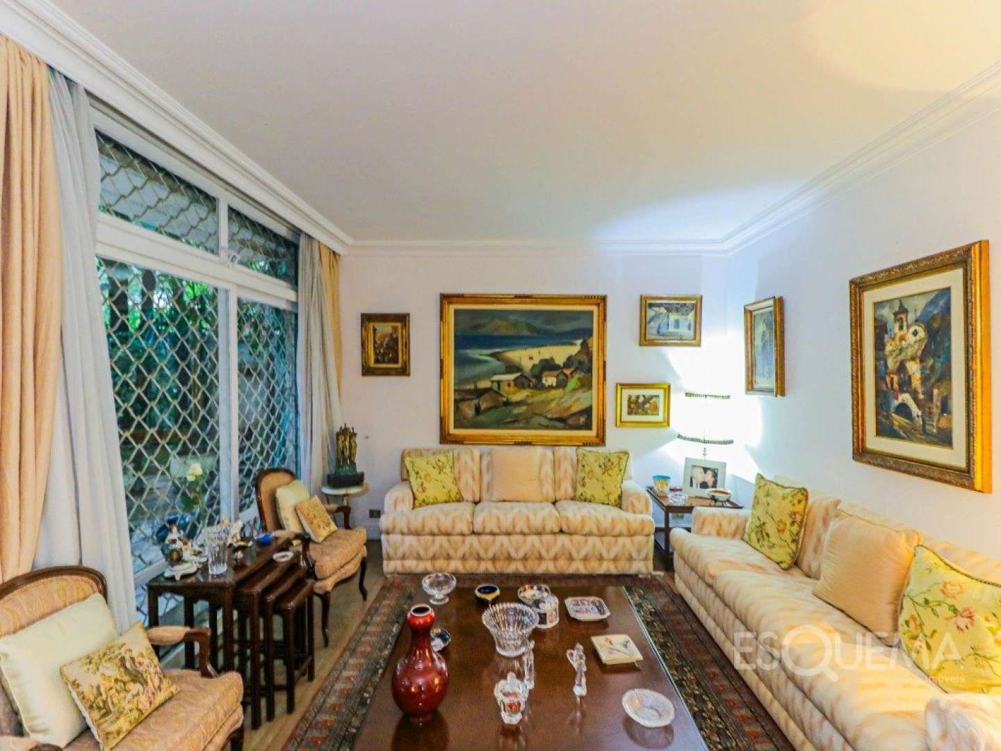 Casa próxima ao Parque Ibirapuera com 4 suítes e grande potencial de modernização - Imagem 5