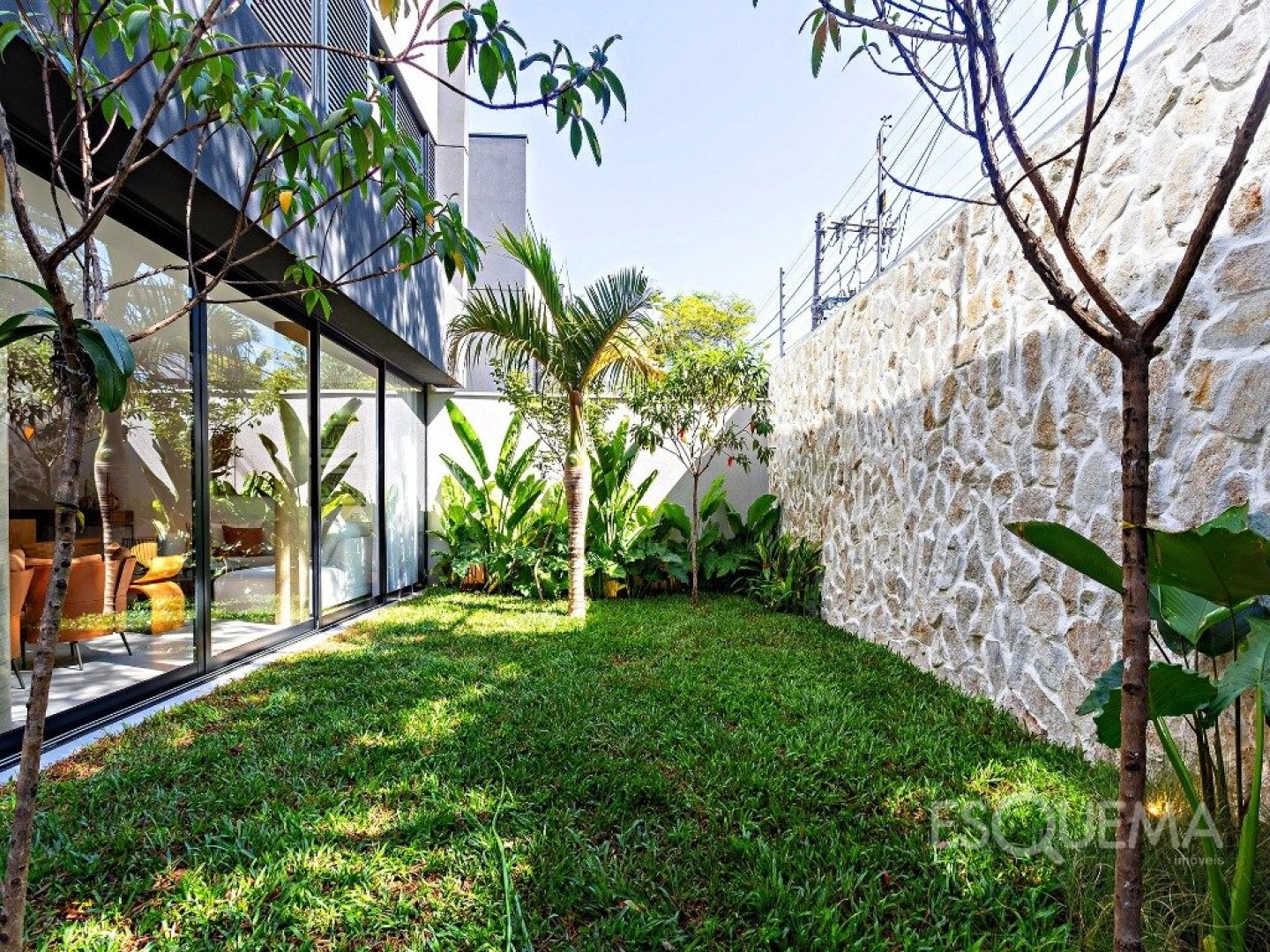 Casa de condomínio moderna, à venda no Jardim Paulistano - Imagem 1