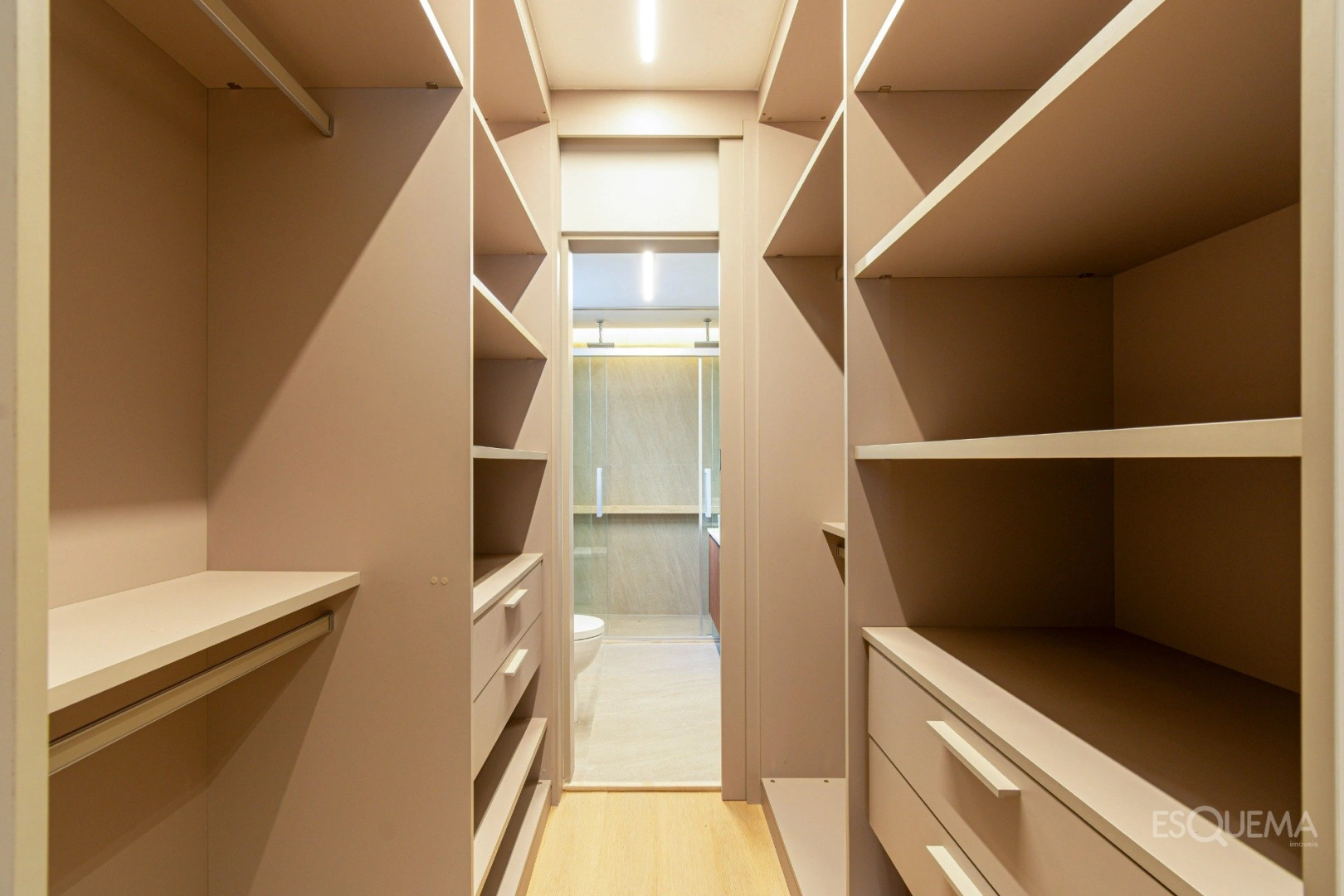 Apartamento reformado próximo à Rua Oscar Freire - Imagem 12