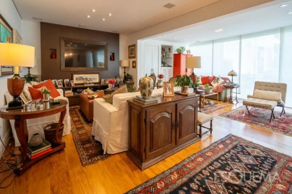 Apartamento à venda no Itaim Bibi