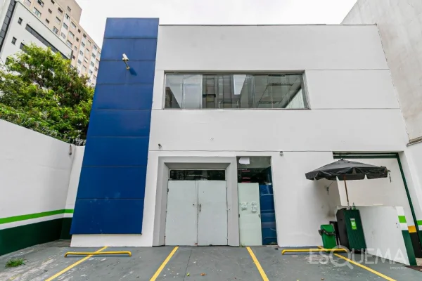 Imóvel comercial bem conservado, em avenida de grande visibilidade