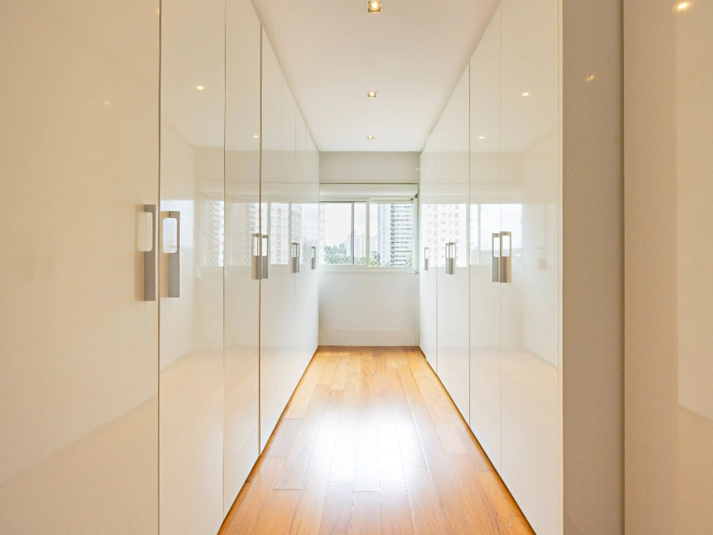 Apartamento reformado em Alto de Pinheiros - Imagem 12