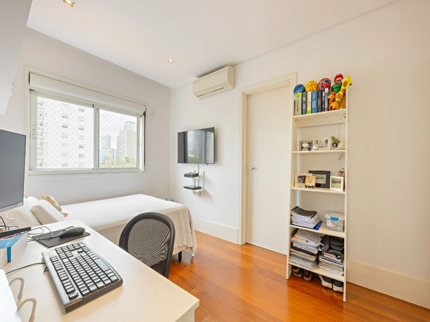 Apartamento reformado em Alto de Pinheiros - Imagem 14
