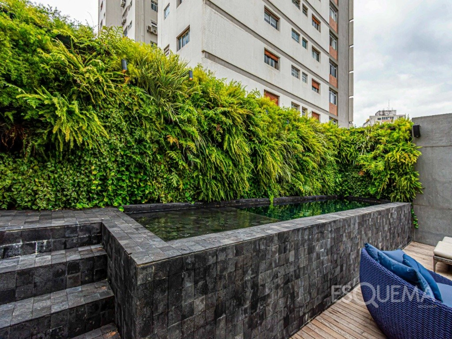 Cobertura duplex reformada no Jardim América - Imagem 15