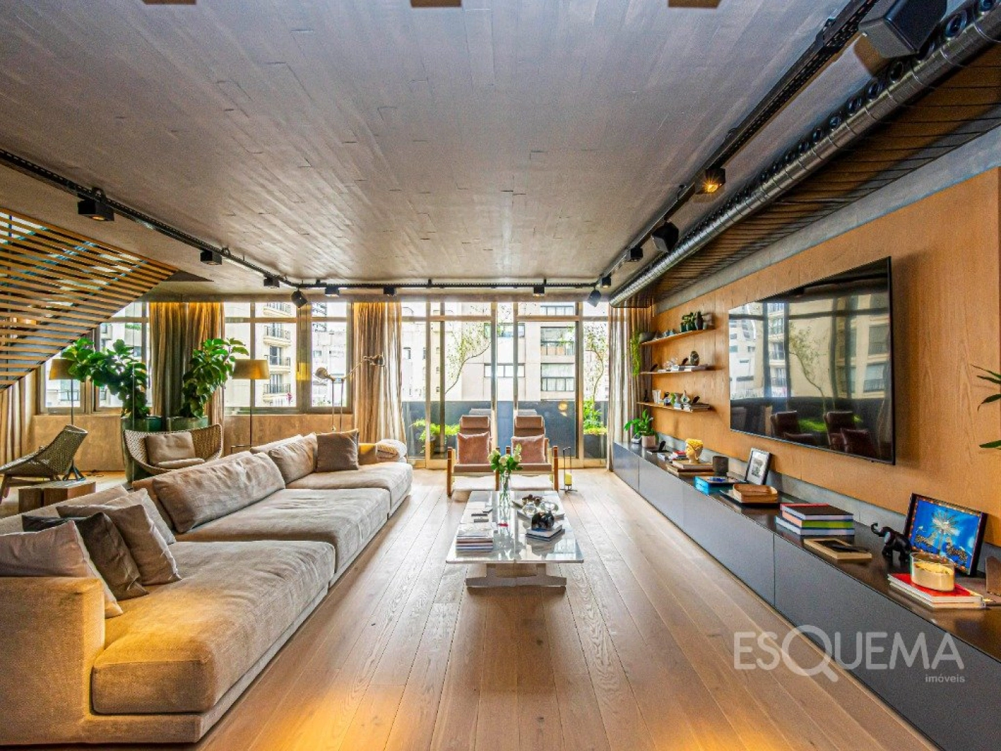Cobertura duplex reformada no Jardim América - Imagem 1