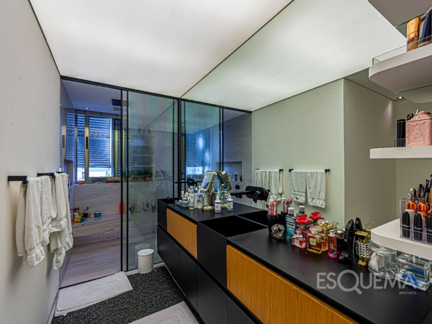 Cobertura duplex reformada no Jardim América - Imagem 8