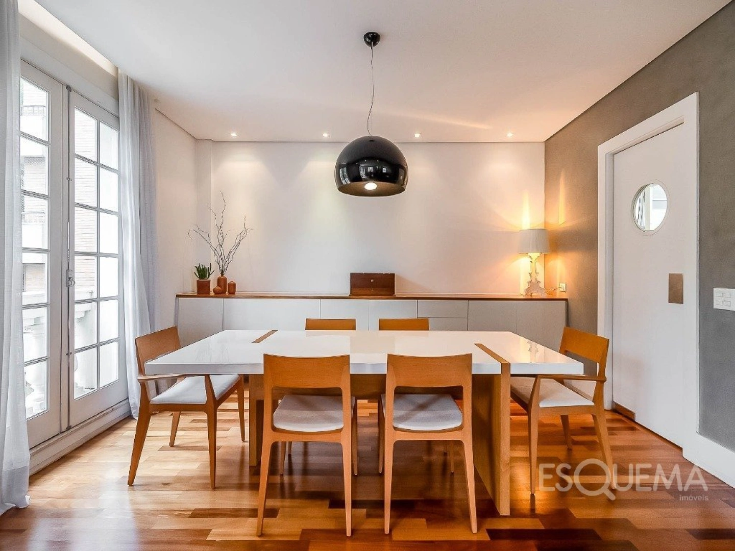 Apartamento reformado e iluminado em edifício Lindenberg - Imagem 4