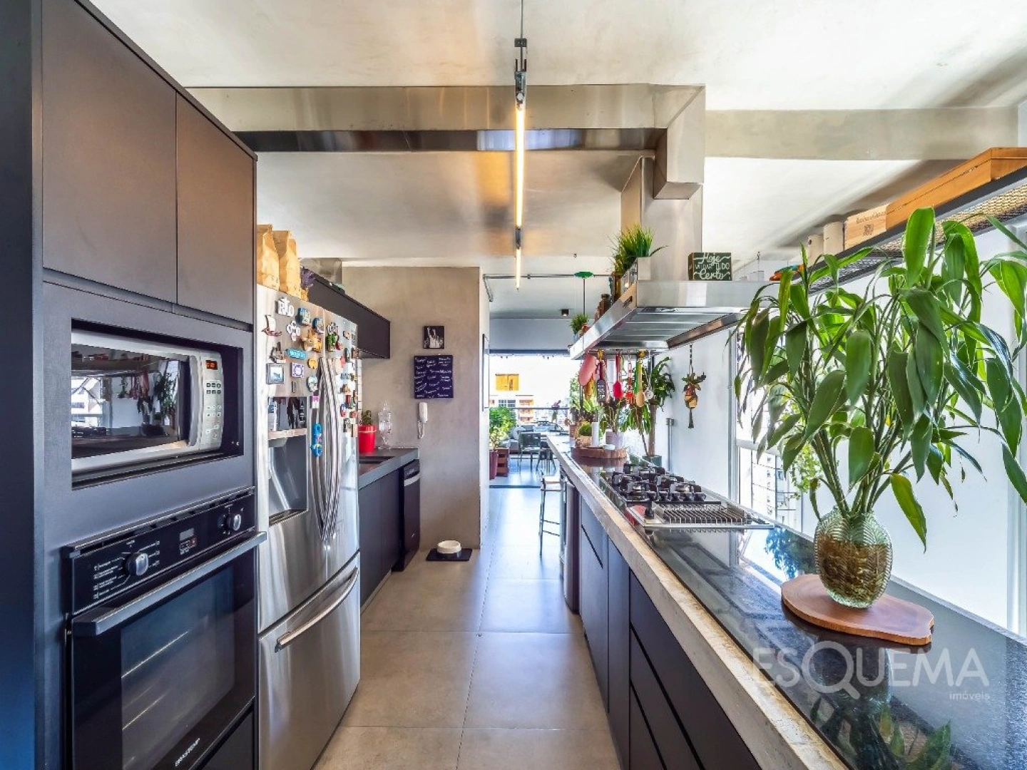 Cobertura com planta aberta e luz natural - Imagem 6