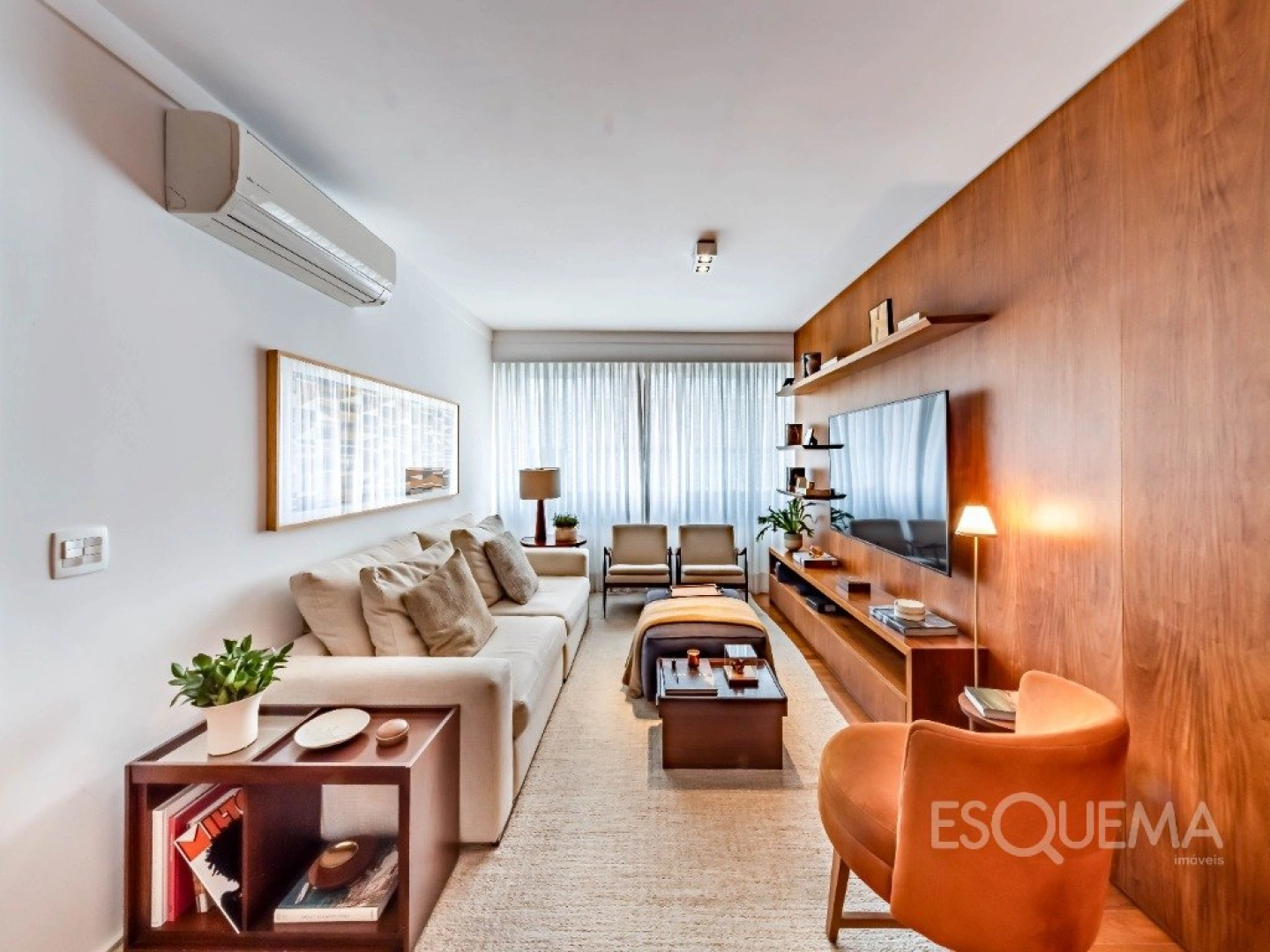 Apartamento reformado e iluminado em edifício com lazer no Jardim Paulista - Imagem 1
