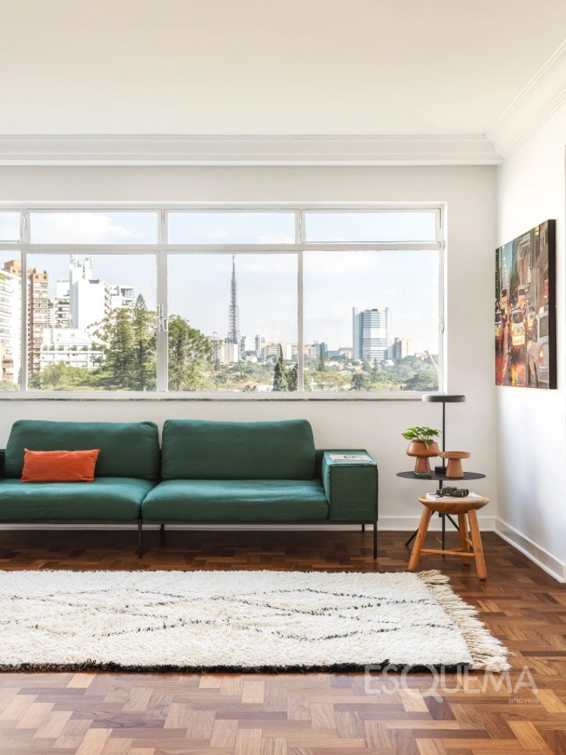 Apartamento iluminado com pé-direito alto e vista para o verde em Higienópolis - Imagem 3