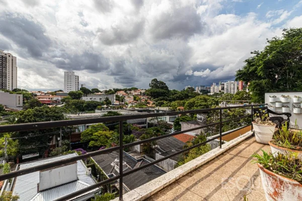 Prédio comercial monousuário na Vila Madalena