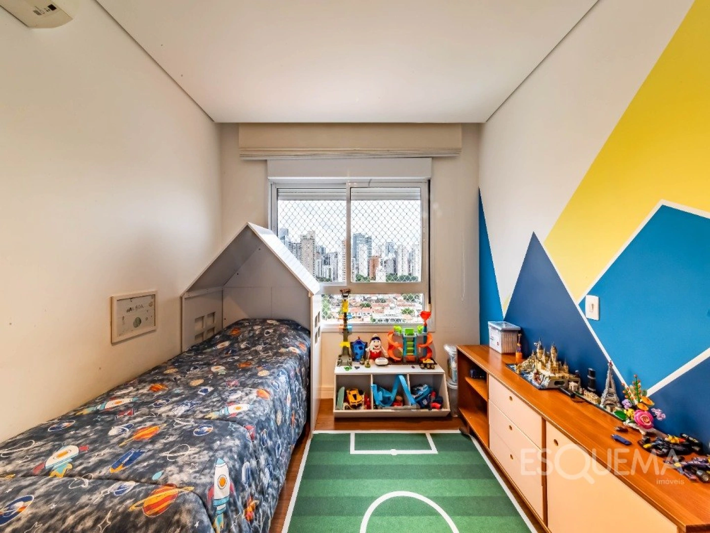 Apartamento mobiliado com duas varandas, marcenaria personalizada e luz natural, no Brooklin - Imagem 15