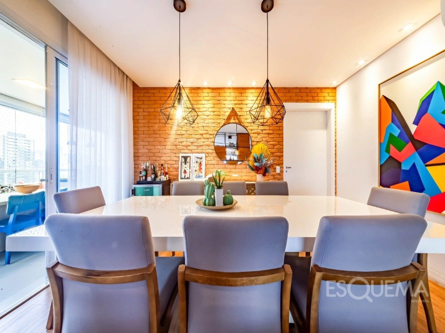 Apartamento mobiliado com duas varandas, marcenaria personalizada e luz natural, no Brooklin - Imagem 8