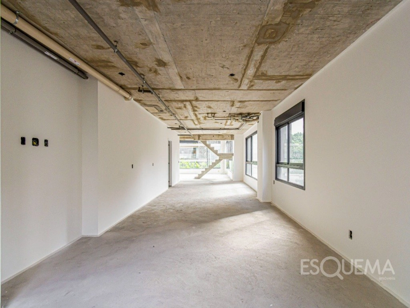 Penthouse duplex em condomínio contemporâneo de arquitetura minimalista - Imagem 12