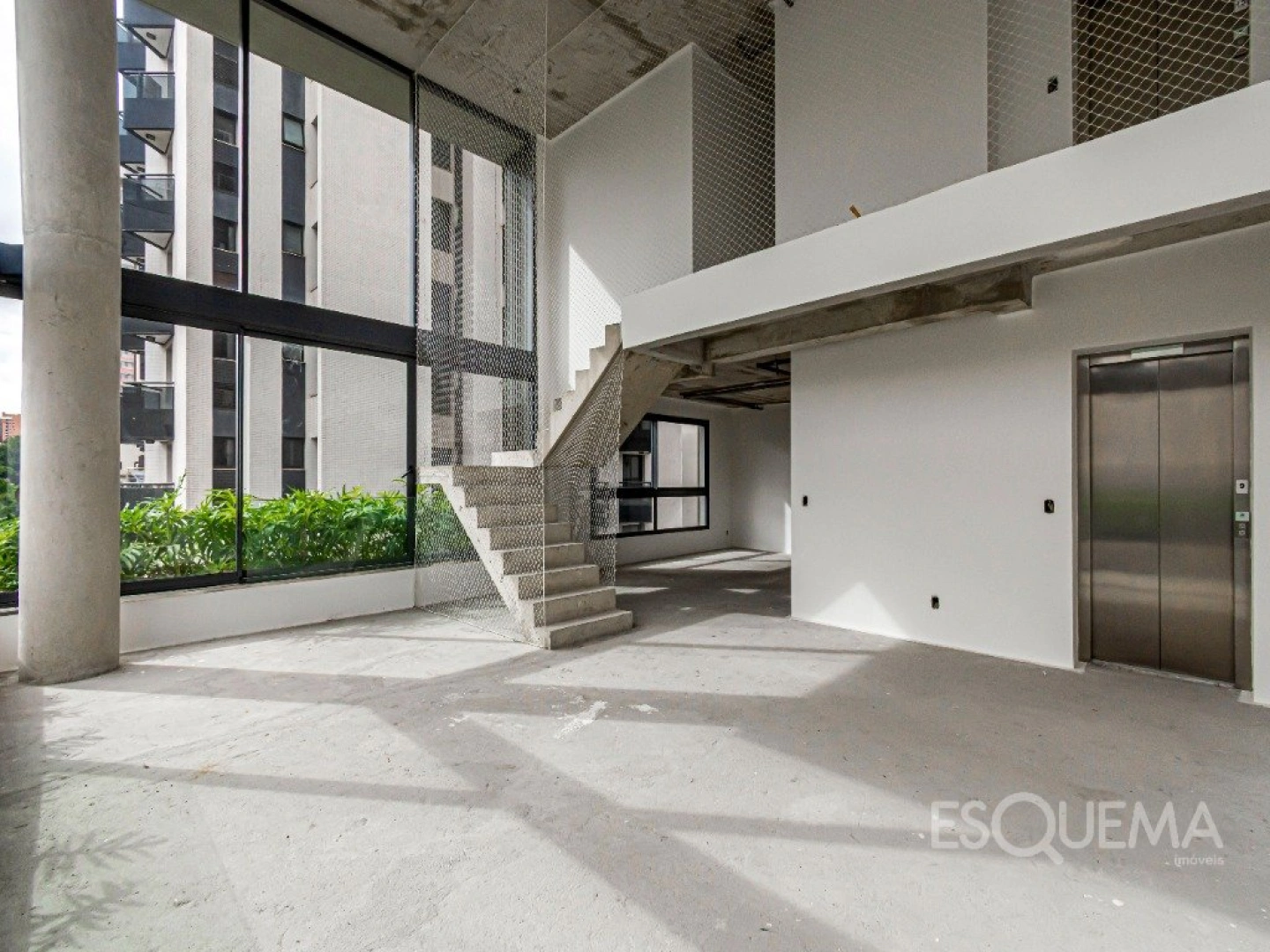 Apartamento duplex em condomínio de luxo, arquitetura minimalista e apenas 8 andares - Imagem 14