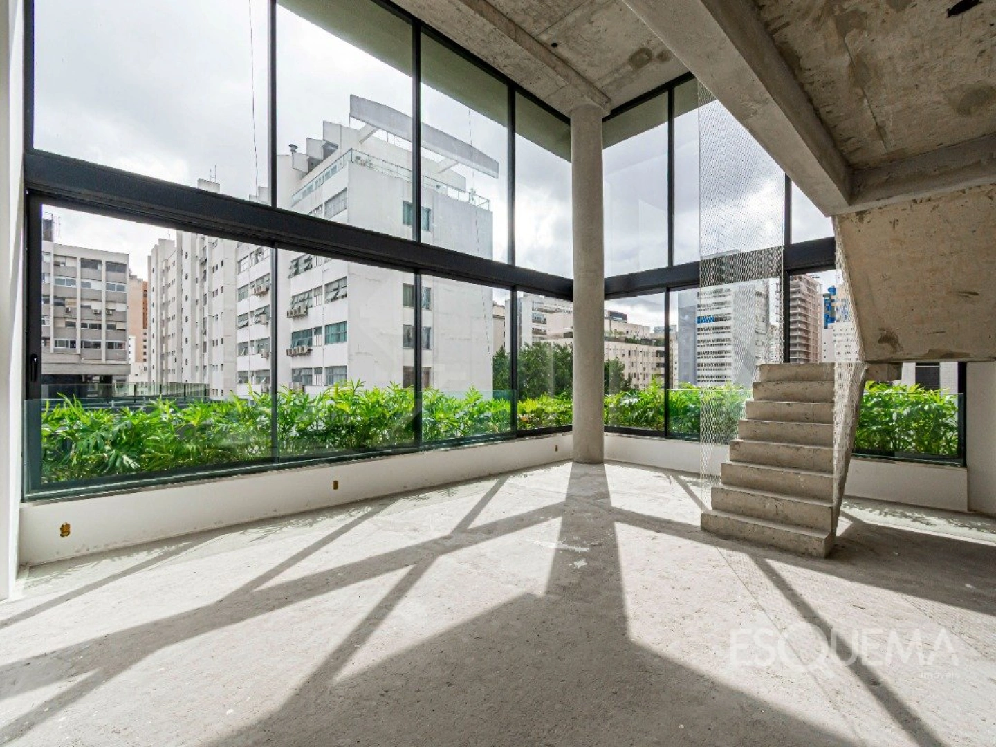 Cobertura triplex em condomínio contemporâneo de arquitetura minimalista - Imagem 2
