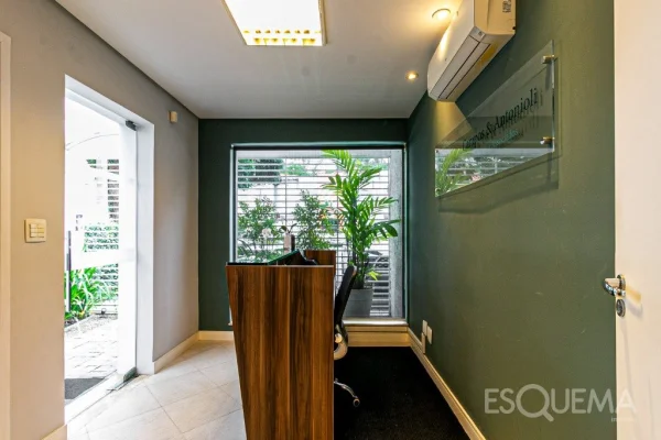 Casa Comercial com arquitetura moderna