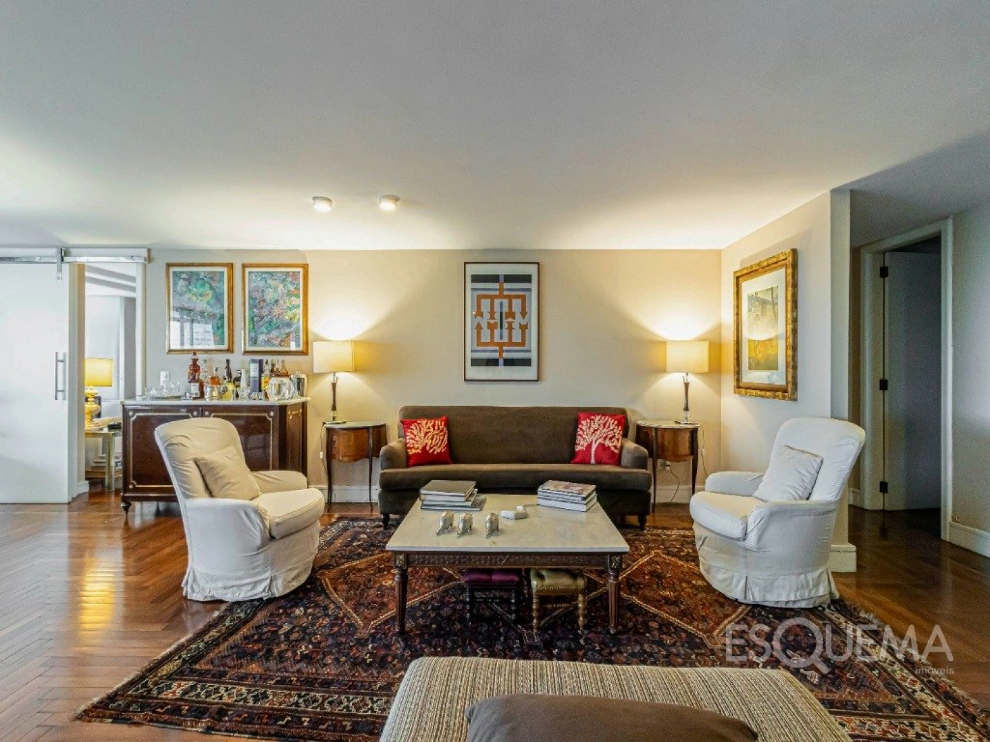 Apartamento com 3 suítes e ampla metragem no Real Parque - Imagem 5