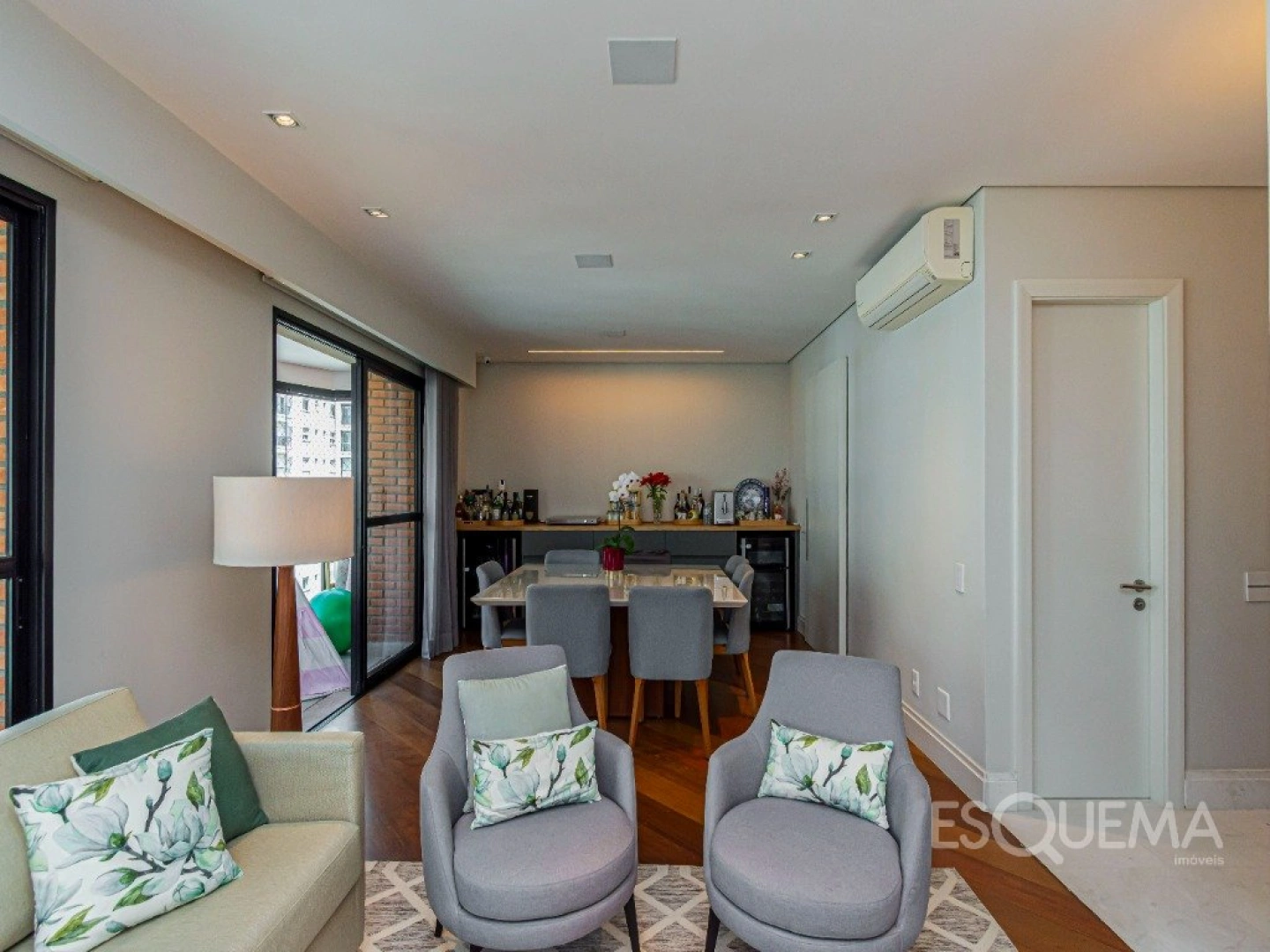 Apartamento com projeto exclusivo e automação completa ao lado da Escola Móbile em Moema - Imagem 4