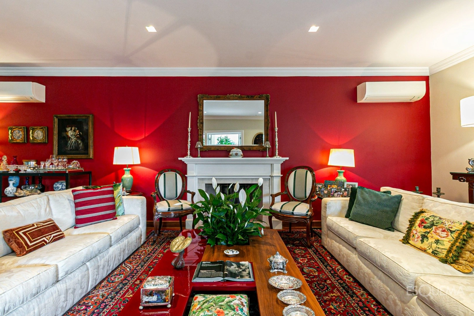 Casa com vista e jardim em rua arborizada - Imagem 7