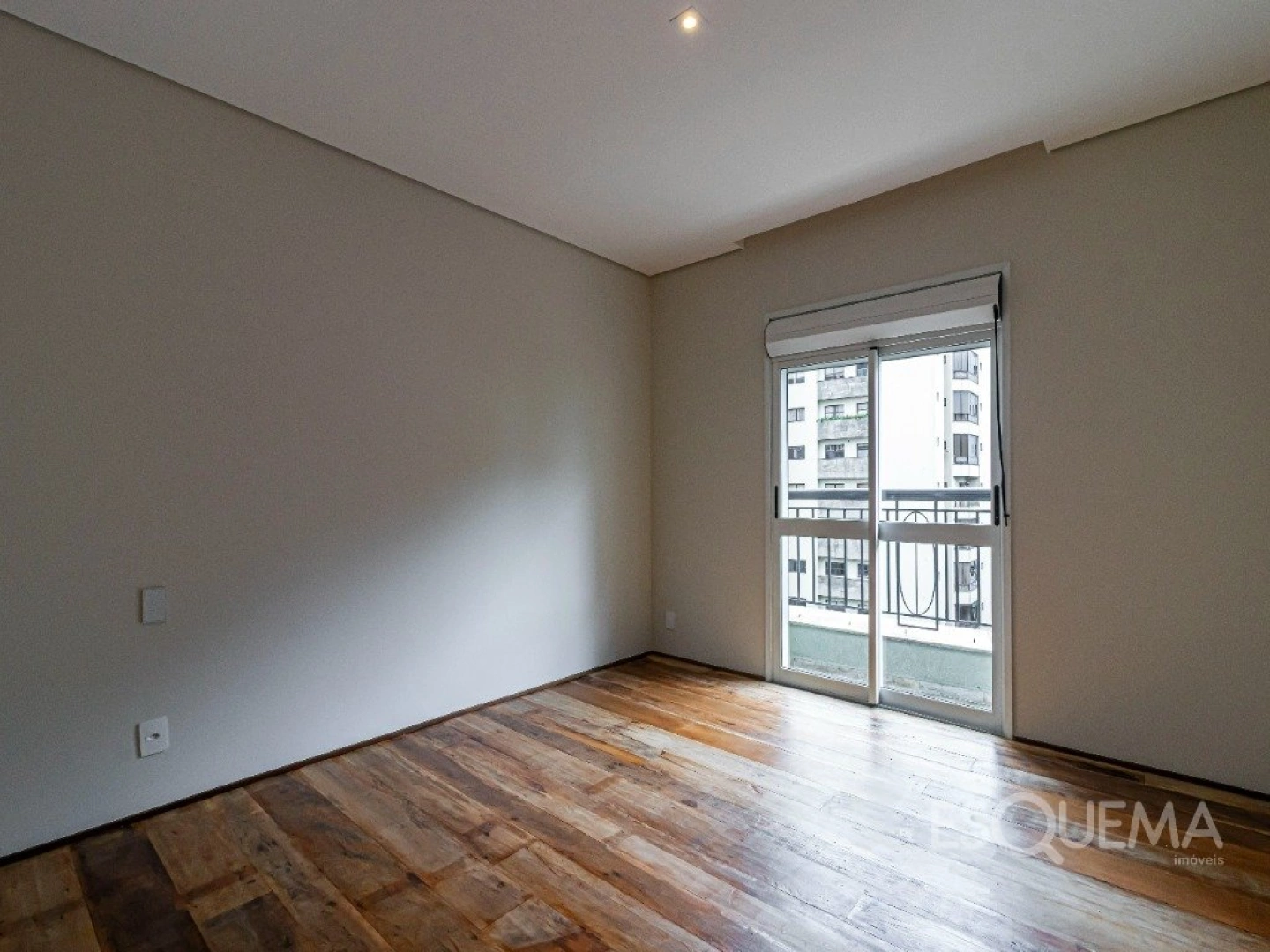 Apartamento reformado com vista para as copas das árvores em Moema Pássaros - Imagem 7