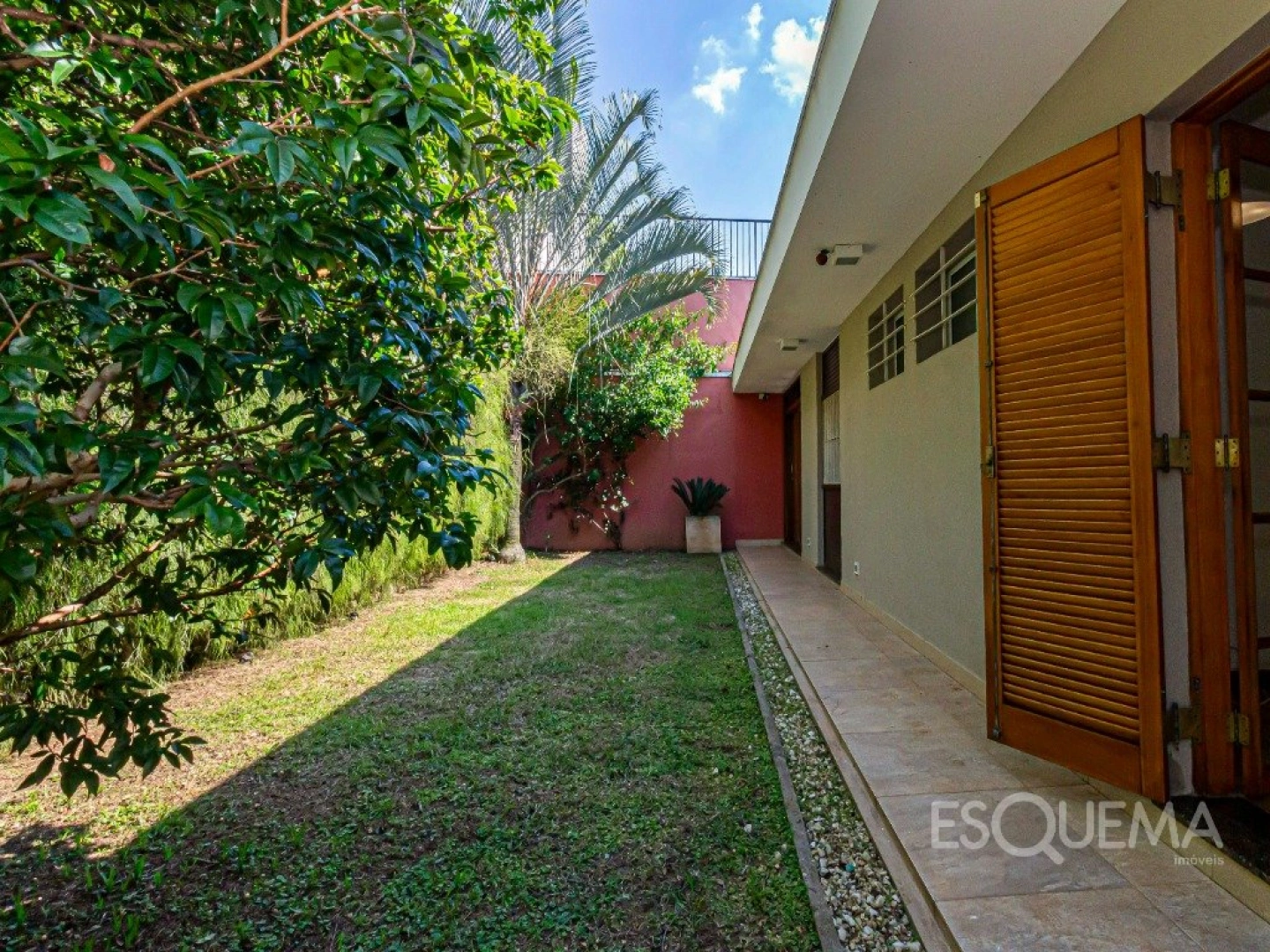 Casa charmosa em rua tranquila - Imagem 10
