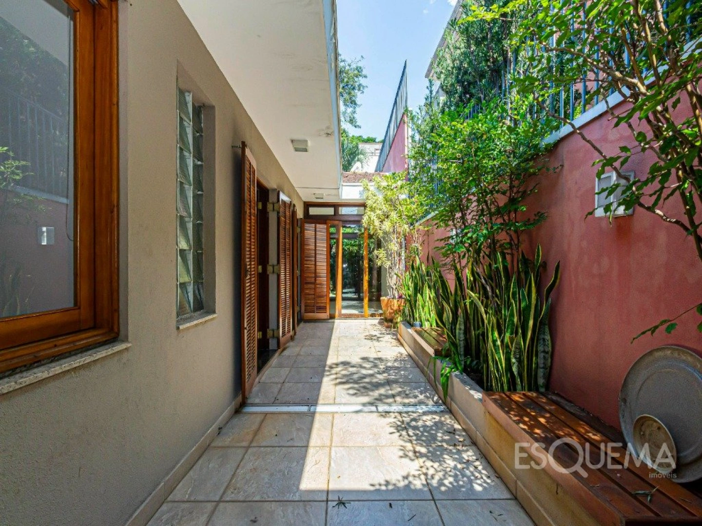 Casa charmosa em rua tranquila - Imagem 9