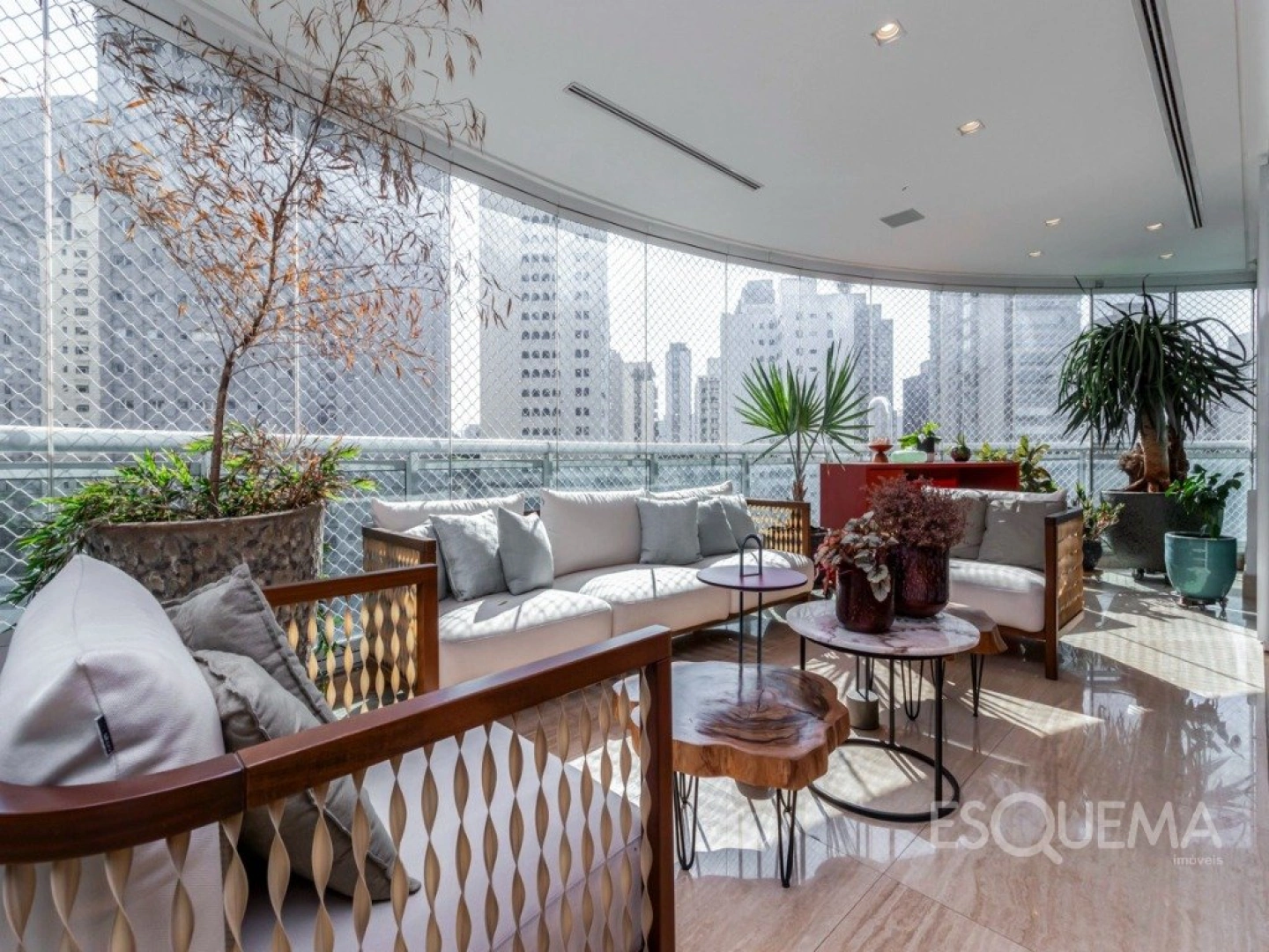Apartamento com projeto de Carina Korman no Itaim Bibi - Imagem 12