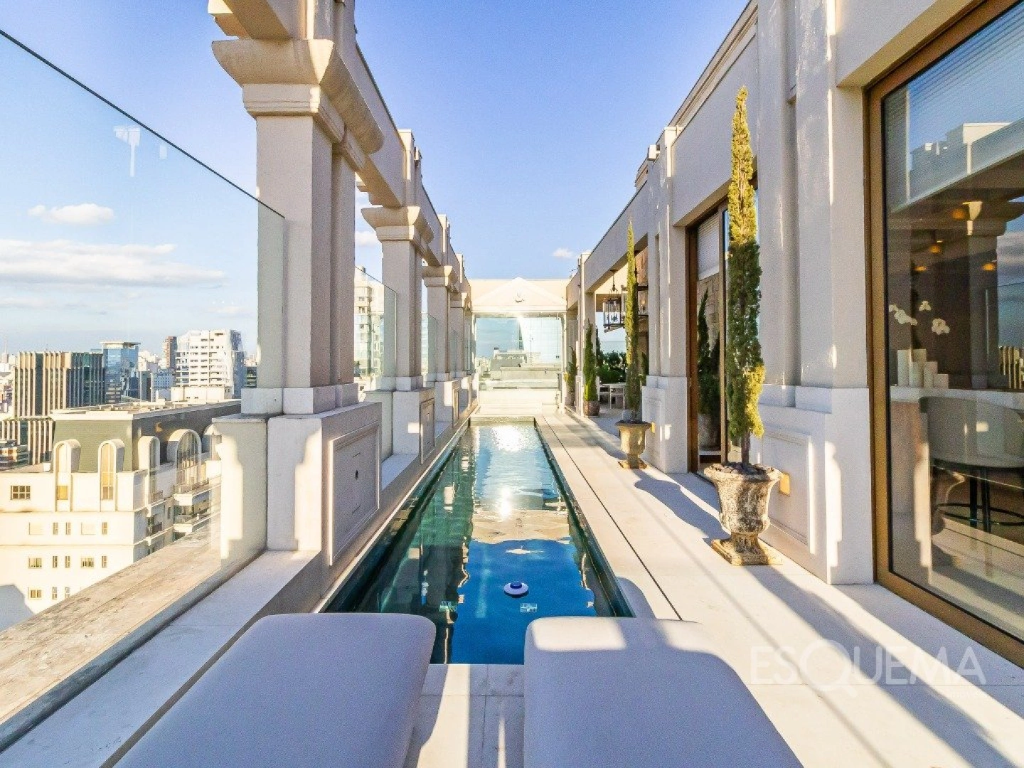 Cobertura Triplex no Itaim Bibi com 914m² de puro refinamento - Imagem 2